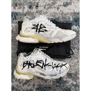 Balenciaga Trainers in White Size 11